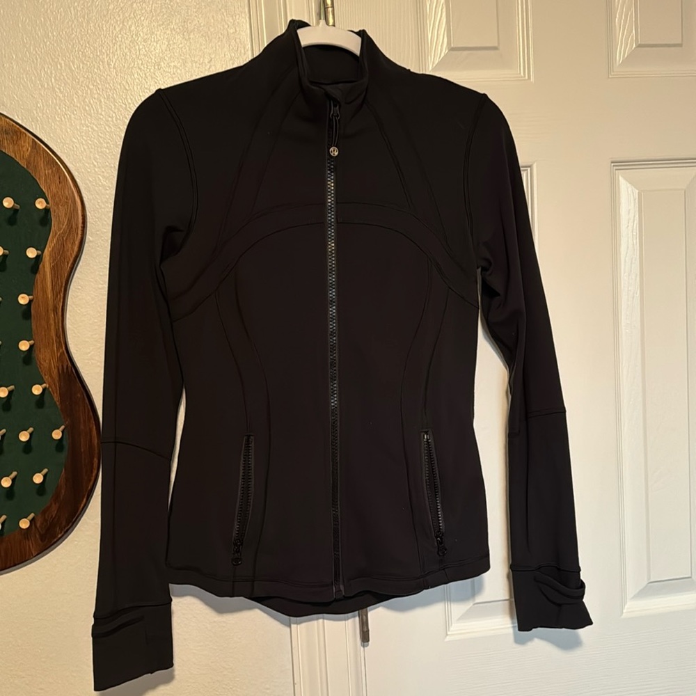 LULULEMON DEFINE JACKET SIZE 8